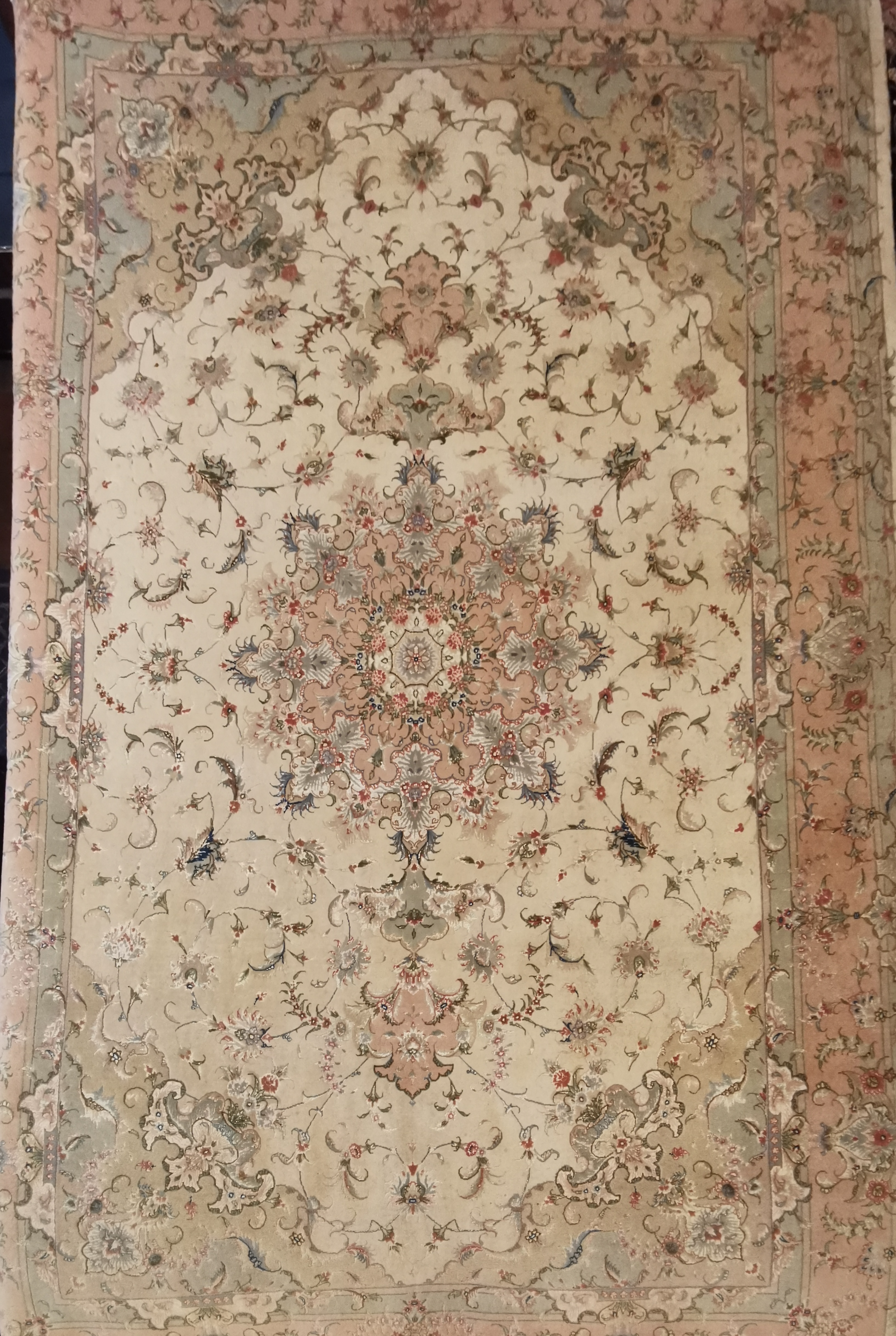 Fine Tabriz Fine Tabriz